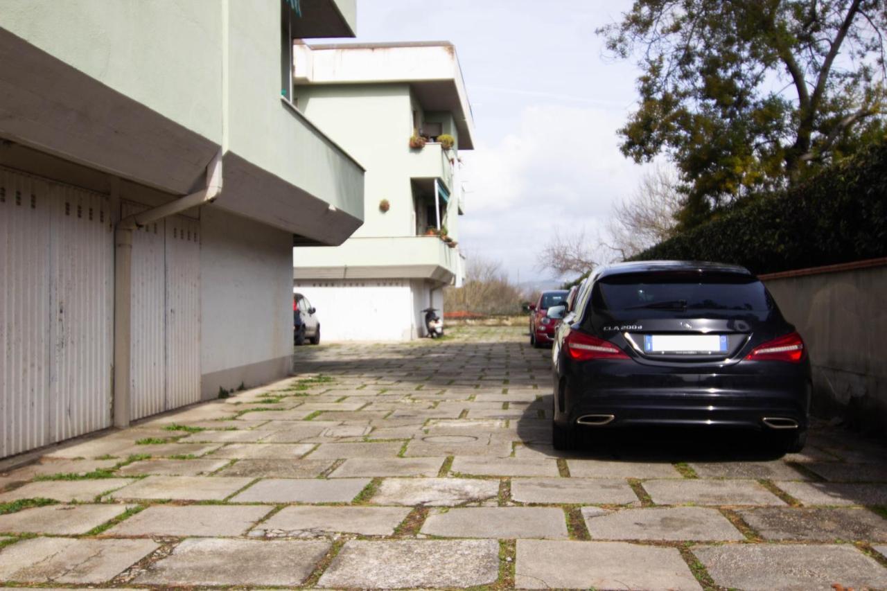 1Km Dalla Torre Appart. Con Balcone E Posto Auto Pisa Exteriér fotografie